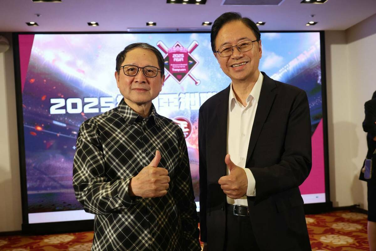 張善政市長與尊爵飯店簡瑞璋總裁。 圖：昇捷建設提供