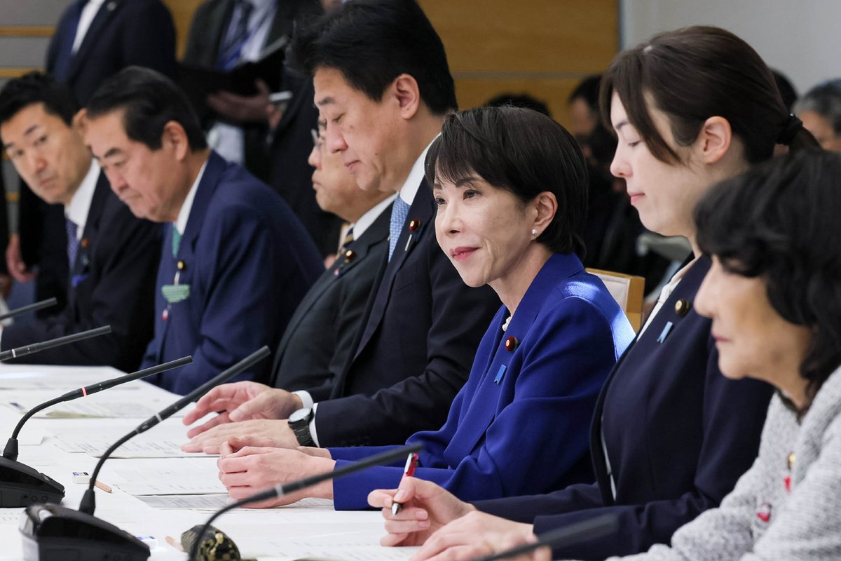 日本首相高市早苗（右三）。 圖：翻攝自首相官邸的Ｘ