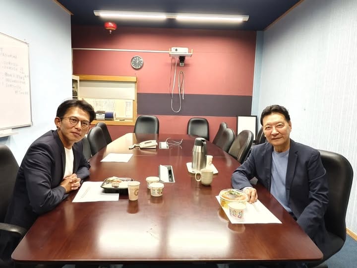 中廣前董長趙少康公開與民眾黨主席黃國昌舉行便當會的照片。 圖：擷取自趙少康臉書