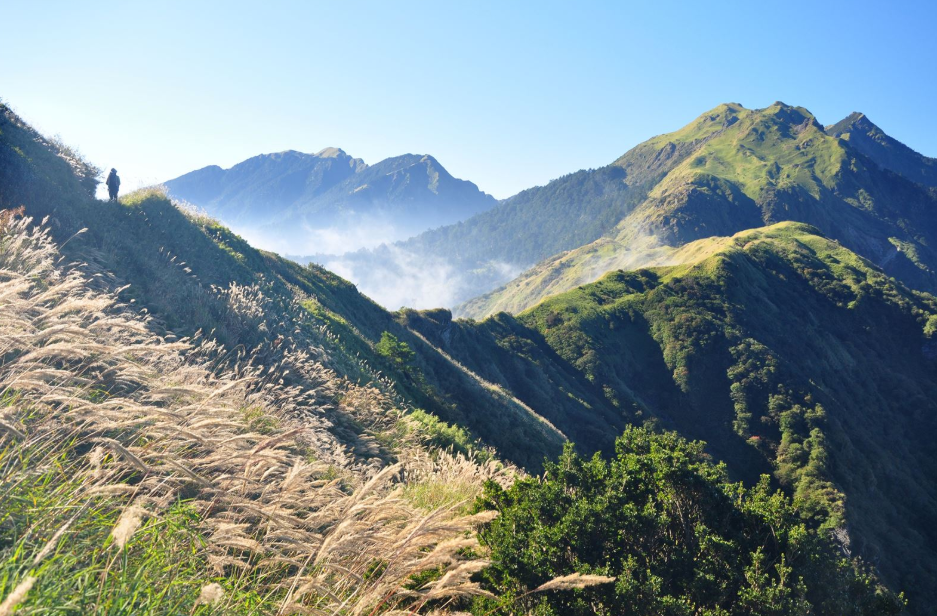 能高越嶺國家步道天池山莊將於11日上午8時起封閉，奧萬大、合歡山國家森林遊樂區同日下午2時起預警性休園，同步封閉轄內各登山步道。 圖：翻攝自山林悠遊網
