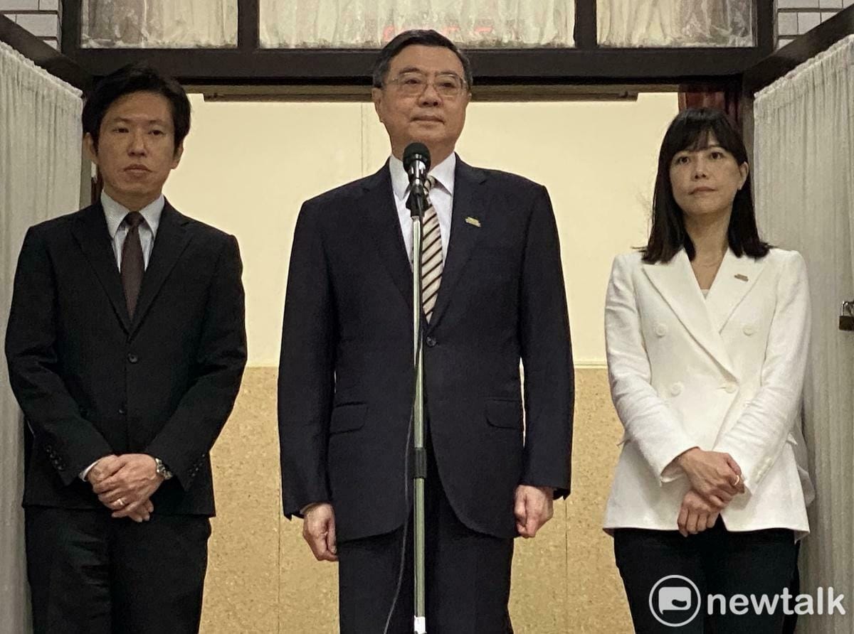 行政院長卓榮泰(中）。 資料照片：林朝億/攝