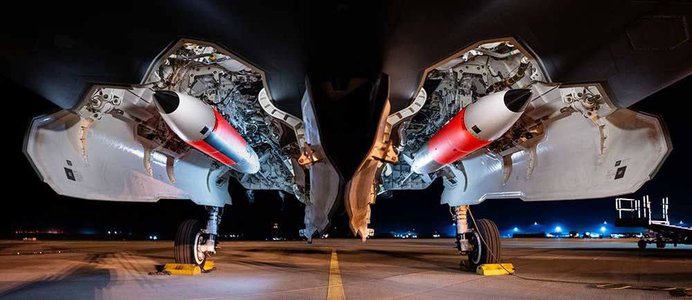 美國空軍於8月19日至21日在內華達州托諾帕試驗場完成首次B61-12核彈測試。 圖：翻攝自 X @NSTRIKE01