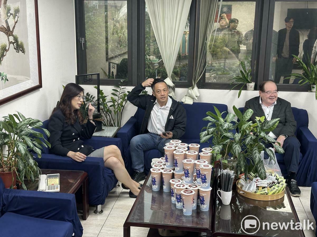 國民黨主席鄭麗文今天中午拜會國民黨台北市議會黨團。 圖：周煊惠 / 攝