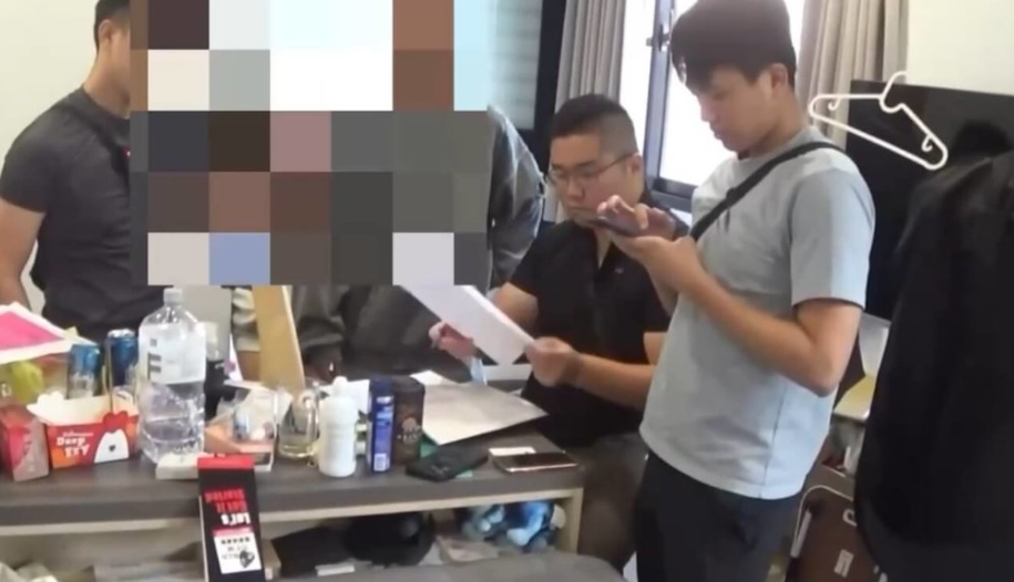 婦人誤信假檢警詐騙電話，致帳戶內80多萬餘元，全被詐騙集團提領一空。警方拘提車手等3人。 圖：警方提供