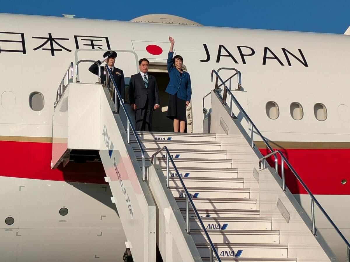 日本首相高市早苗（右） 圖：翻攝自高市早苗的X