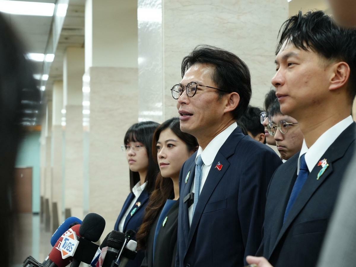 民眾黨主席黃國昌率領青年團訪日 圖：民眾黨提供