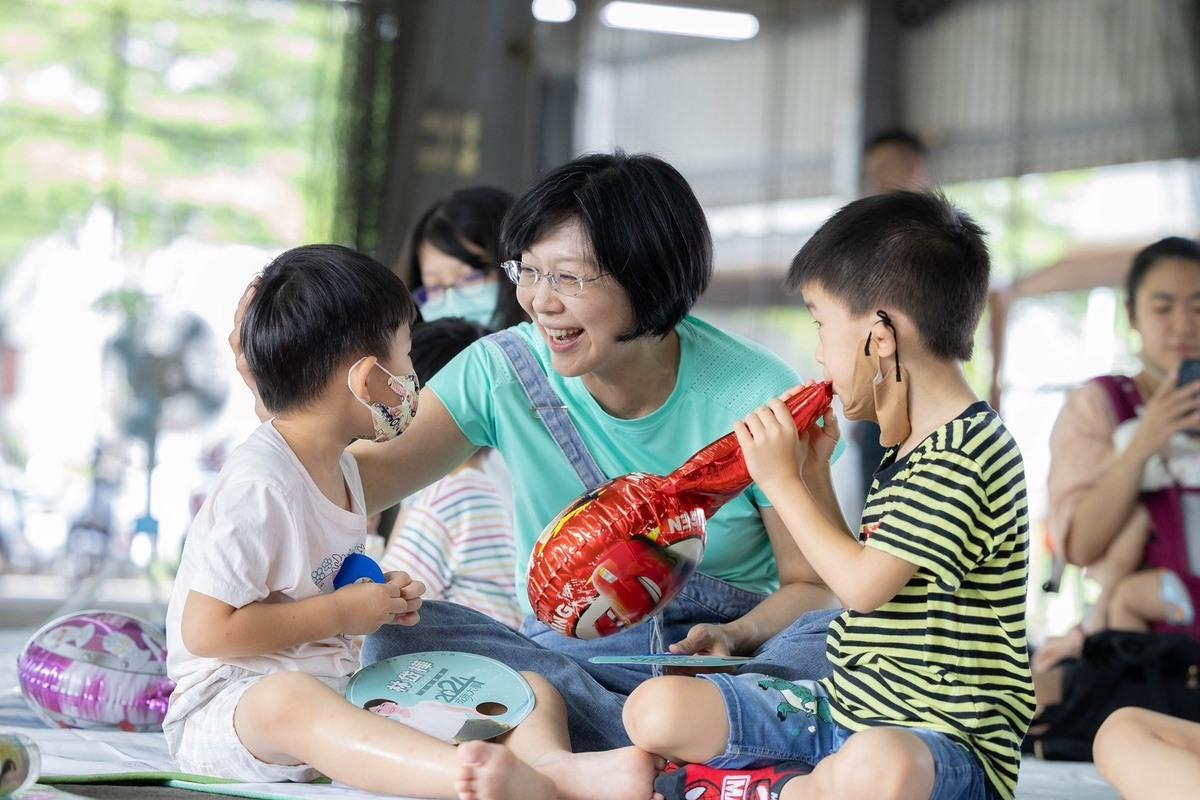 林岱樺主張全面提升公共托育量能，讓托育更可負擔、更穩定。 圖：林岱樺辦公室/提供