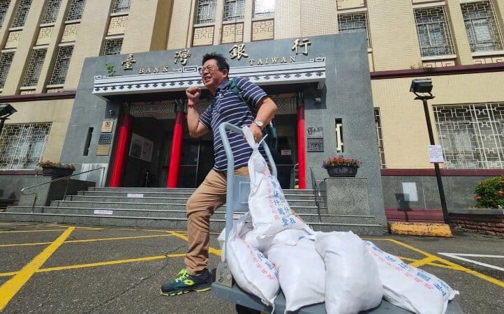 「馬上封侯」創意紅包提早曝光 薛兆基啟動基層行腳