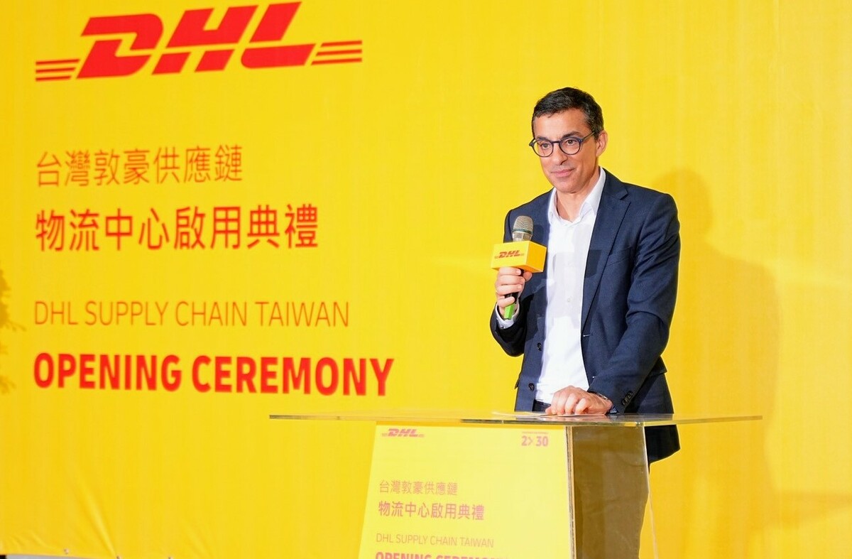DHL敦豪供應鏈亞太區首席執行長Javier Bilbao表示，「前鎮物流中心」啟用是DHL對高雄產業的長期承諾。 圖：高雄市經發局/提供