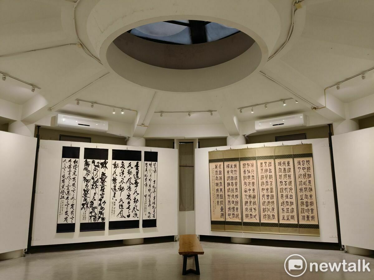 「明宗書篆主題展」將於明宗書法藝術館登場。本屆展覽以「時光印記：書法篆刻中的流逝與永恆」為題，邀集二十餘位港台書法與篆刻藝術家，透過文字、刀痕與印記，探討時間如何被記錄、延續與轉化，精彩可期。 圖：黃博郎／攝