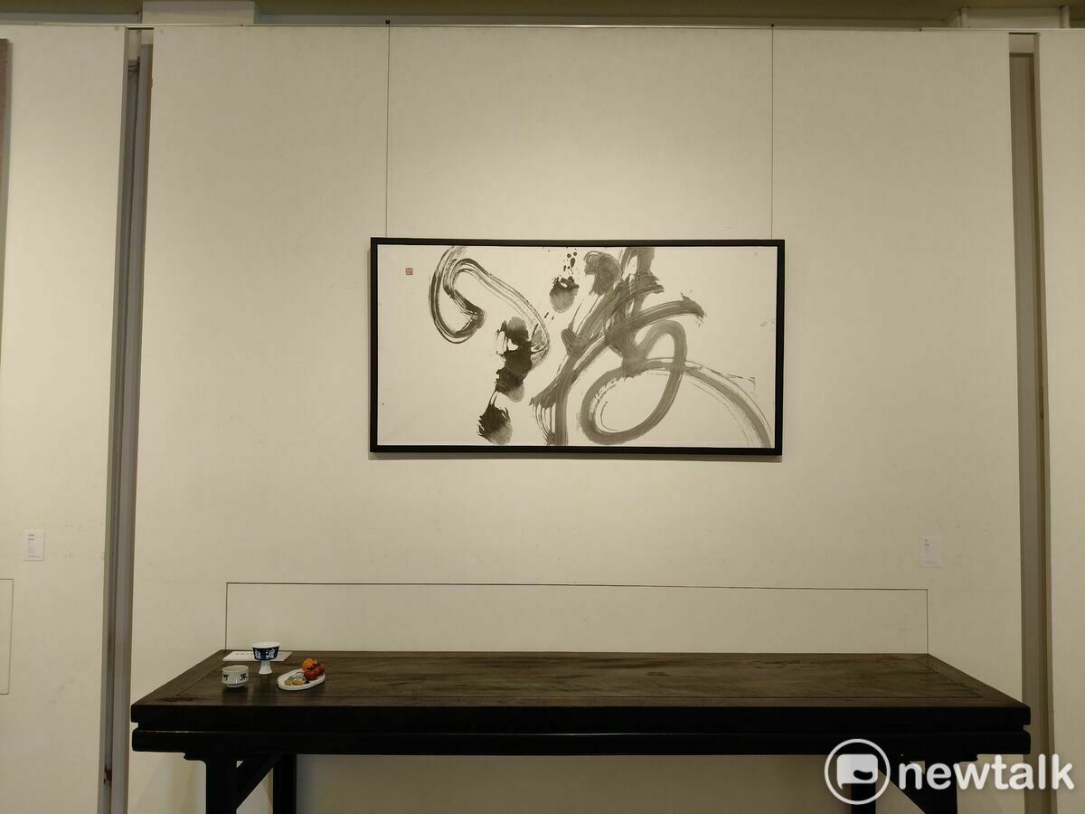 「明宗書篆主題展」將於明宗書法藝術館登場。本屆展覽以「時光印記：書法篆刻中的流逝與永恆」為題，邀集二十餘位港台書法與篆刻藝術家，透過文字、刀痕與印記，探討時間如何被記錄、延續與轉化，精彩可期。 圖：黃博郎／攝
