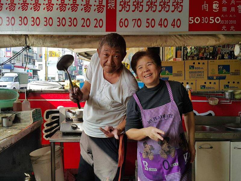 台南35年知名小店「林家肉燥飯」，昨發文宣布將熄燈，引起大批網友不捨。 圖：翻攝自臉書