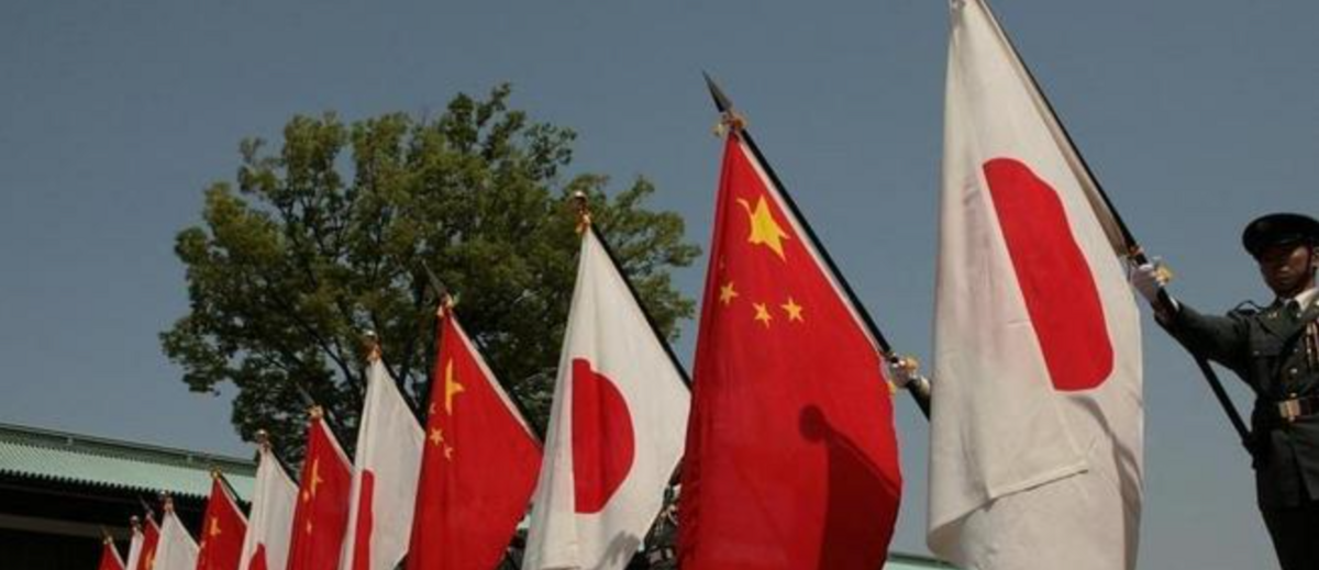 12 月 2 日，中國國際關係學者、高階智庫「全球化智庫（CCG）」副主任高志凱在接受美國媒體訪問時，就近期日本政界關於安全政策的言論作出回應。他表示，日本發展核武之時，就是其作為一個國家被消滅之日，並強調包括中國在內的多個國家不會接受東亞地區出現新的核武國家。 圖:翻攝自網易