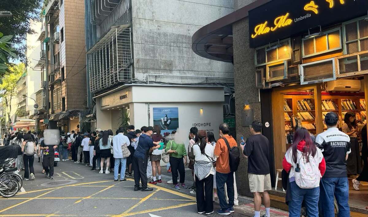 遭網紅酸挺罷免生意雪崩，甜點名店甜滿曬照片與營收翻倍數據回應。 圖：翻攝自「甜滿」臉書專頁