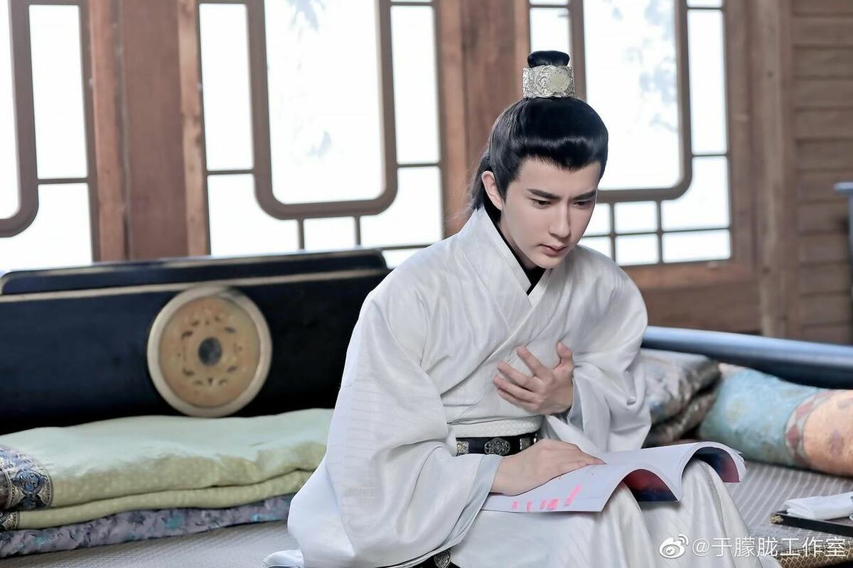 于朦朧案疑點重重，意外爆出演藝圈黑幕，讓不少中國民眾發起「禁娛」抵制。 圖：翻攝自于朦朧工作室微博