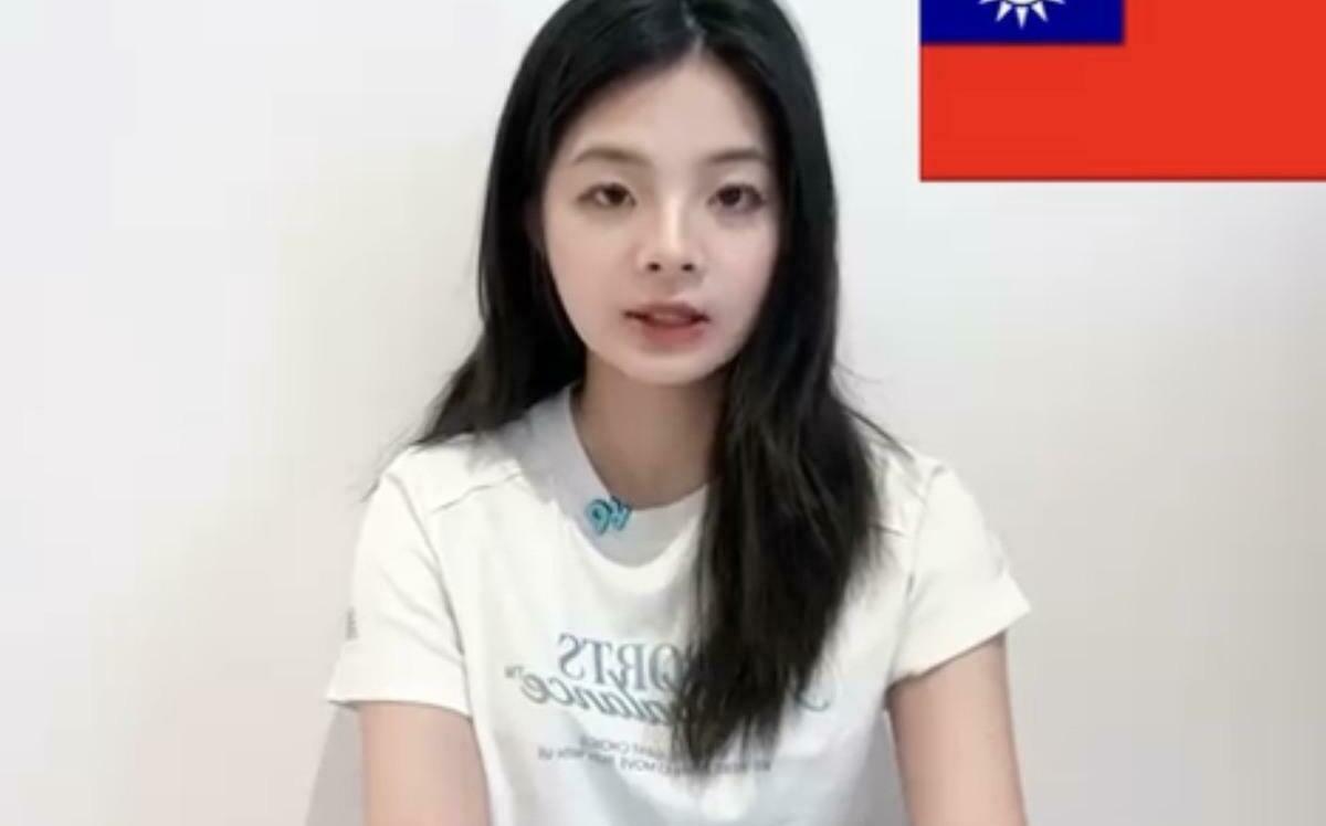 指「台灣是極權國家」遭炎上、挨批世襲 應佳妤別KP徽章嗆：綠政二代少過？