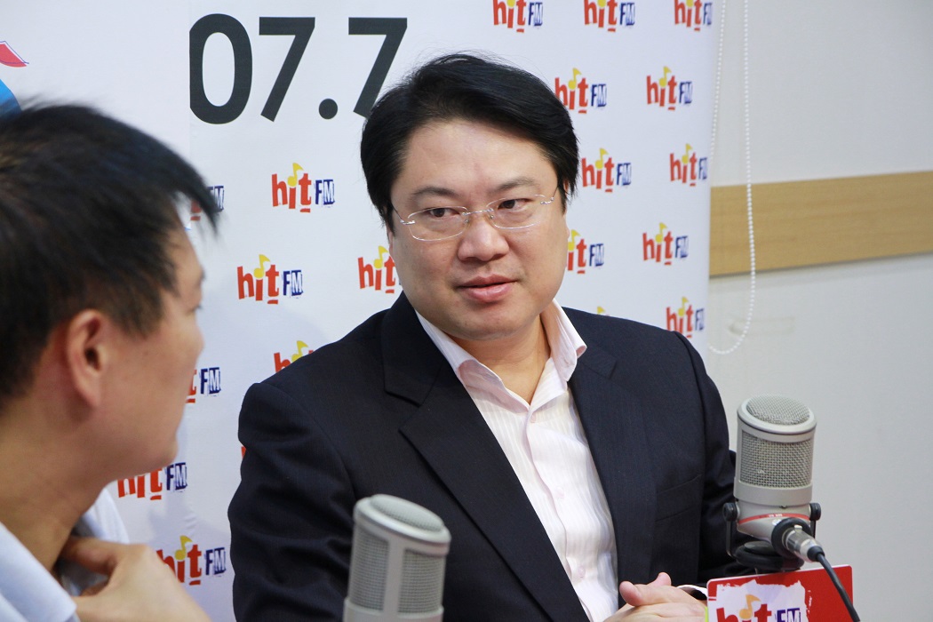 基隆市長林右昌今（11）天接受廣播專訪時表示，對於2018連任有信心。 圖：Hit Fm《蔻蔻早餐》製作單位/提供