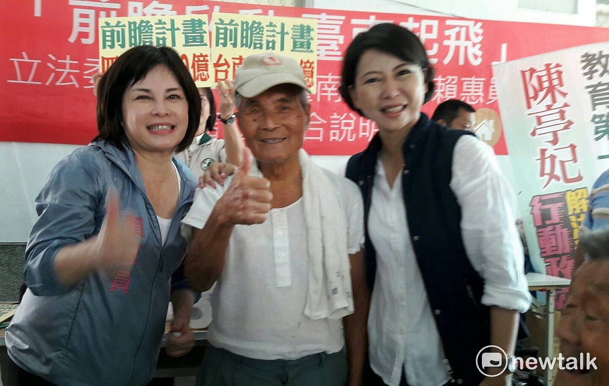 「大家幫陳亭妃作媒人，讓她當市長，嫁給台南市「崑濱伯」在後壁菁寮前瞻計畫說明會，幽默地為陳亭妃「說媒」。 圖 : 黃博郎/攝