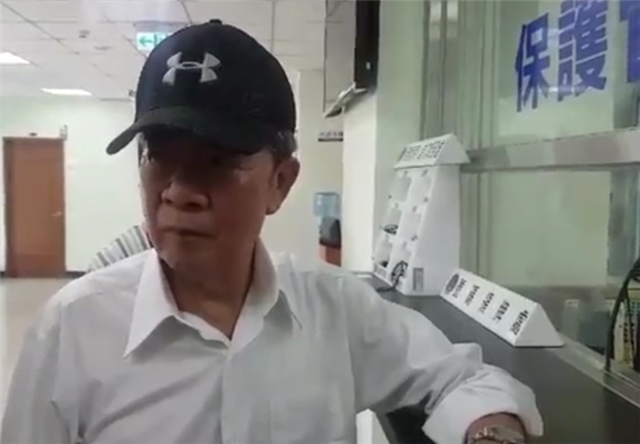 陳哲男昨晚假釋出獄，今天中午向高雄地方法院檢察署執行科報到。  圖：黃昶元/提供