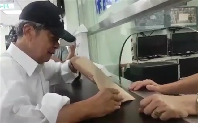 陳哲男說，做父親的都希望兒子成功有成就，但現在「我已經無能為力」，他數度再強調，「確實無能為力」。  圖：黃昶元/提供