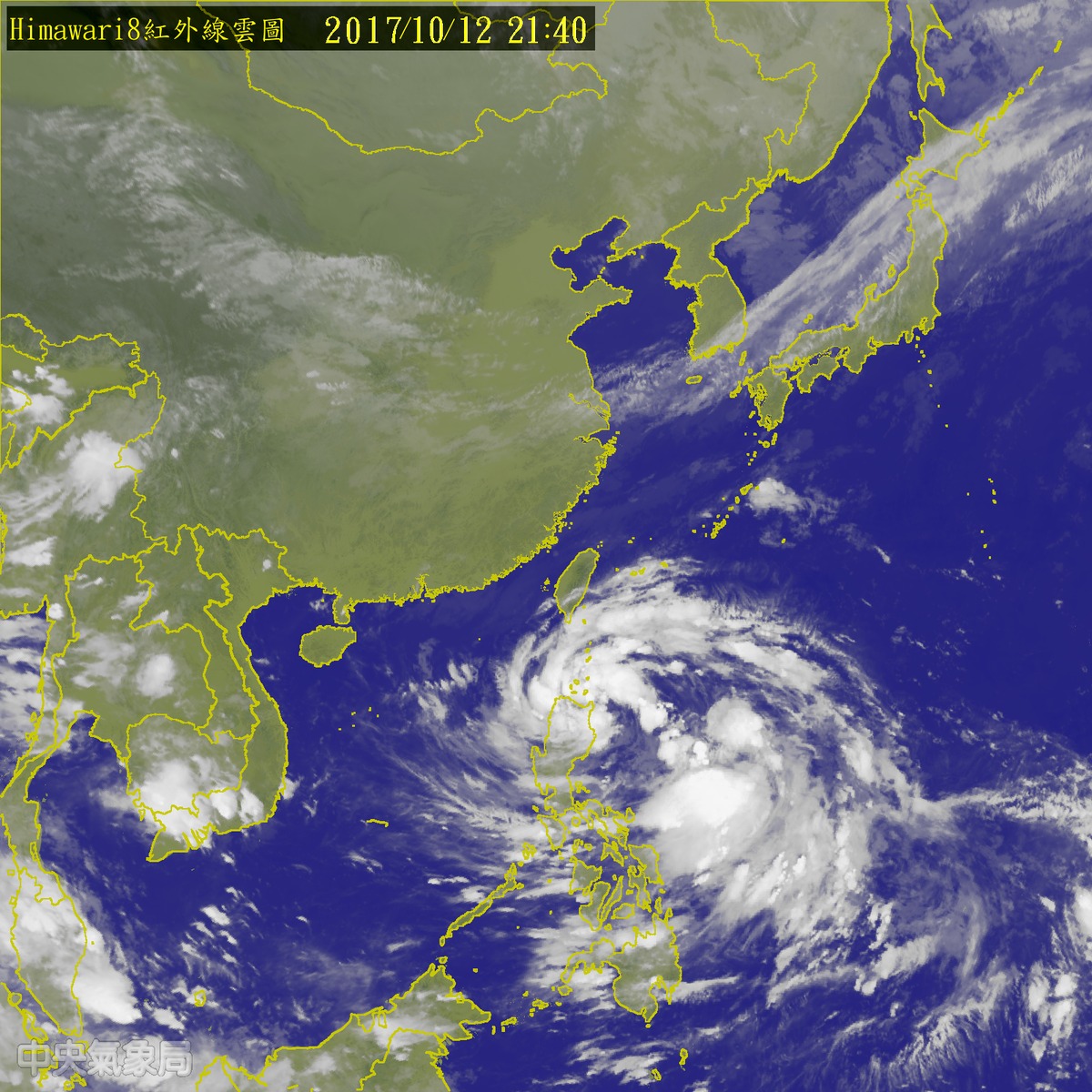 中央氣象局預報員顏增璽指出，這波雨勢預估將下到週日(15日)上半天，影響最嚴重的區域將會是宜蘭縣，依照目前數據分析有可能超越「大豪雨」等級，明天除了豪雨之外還有強陣風，威力會比今天還強，民眾外出務必留意自身安全。 圖：中央氣象局