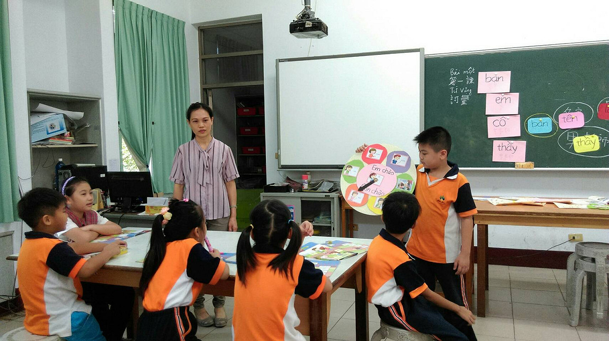 108年新住民語文列為國小必選、國中列為校訂選修，教育部已展開全國15縣市44校七國語文課程展開試教。  圖:教育部／提供