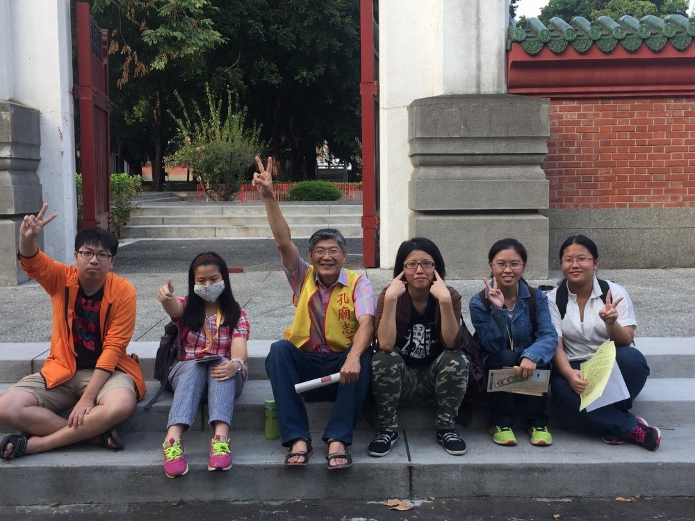 志工團隊成員來自各行各業地菁英，平時除了支援孔廟各項慶典及活動外，也積極支援市府的各項活動。 圖：台中市孔廟／提供