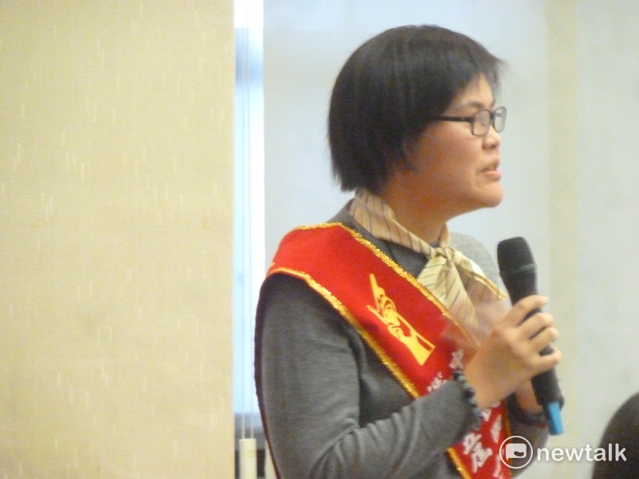 自承有自閉症的畫家鍾華瑄則是今年十傑文化及藝術類選人。 圖：謝莉慧/攝