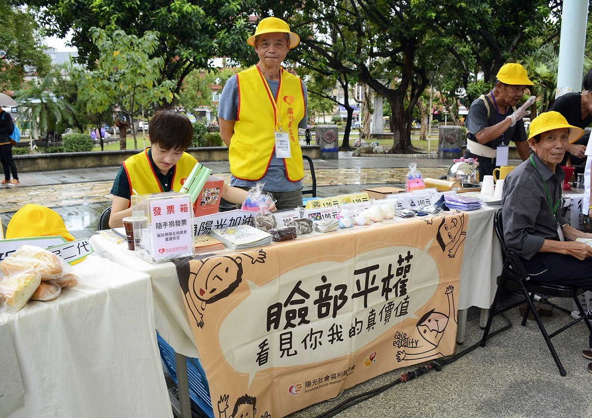 鄭文燦也表示，桃園市非營利組織發展中心目前位在青年事務局大樓內，市府會尋找更適合的地點，提供NPO更大空間，包括教室、會議室及交流的場所等。 圖：桃園市政府提供