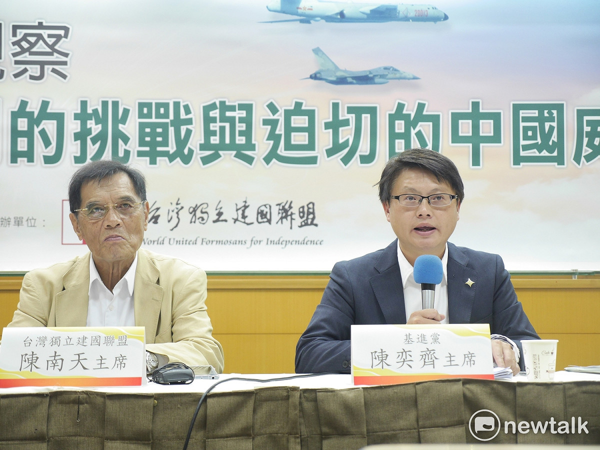基進黨主席陳奕齊直指，蔡英文過去一年多來以「不挑釁」或「消極迴避」態度面對中國，對中國而言，都是「已讀不回」。 圖：趙婉淳／攝