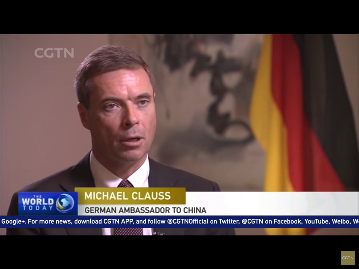 德國駐華大使柯慕賢(Michael Clauss)指出：通過代理服務器進入不受限制的互聯網對中國來說也是必不可少的。他說，「限制數字交流會損害中國與世界，包括中國與德國的關係」。 圖：翻攝自Youtube