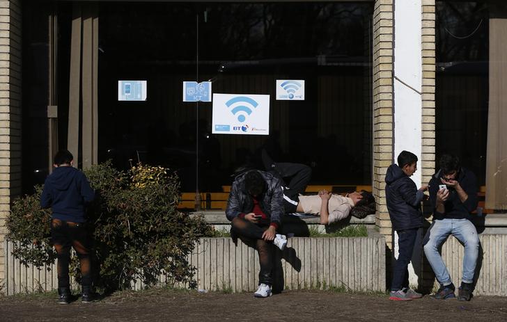 台灣賽門鐵克首席資深技術顧問張士龍呼籲，見到免費Wi-Fi，勿輕易連線。 圖：達志影像/路透社