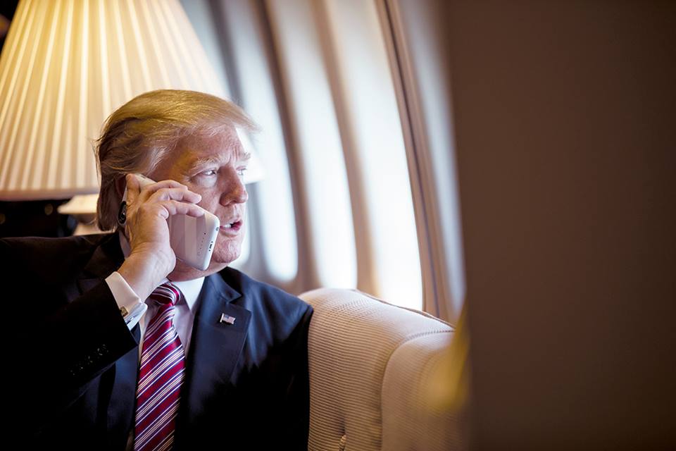 美國總統川普財富大縮水近6億美元，包括為了入主白宮，自掏腰包花了約6600萬美元。 圖：翻攝美國白宮臉書