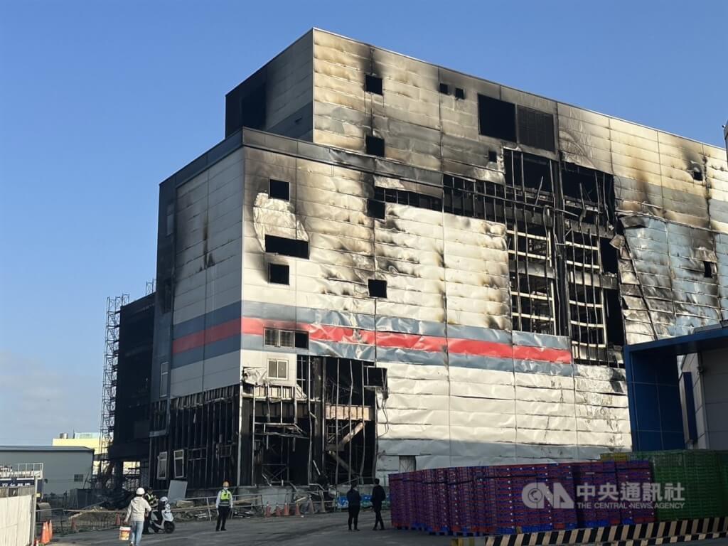 台中市大肚區沙田路二段全聯倉儲2024年12月19日發生大火，造成9人死亡。（中央社檔案照片）