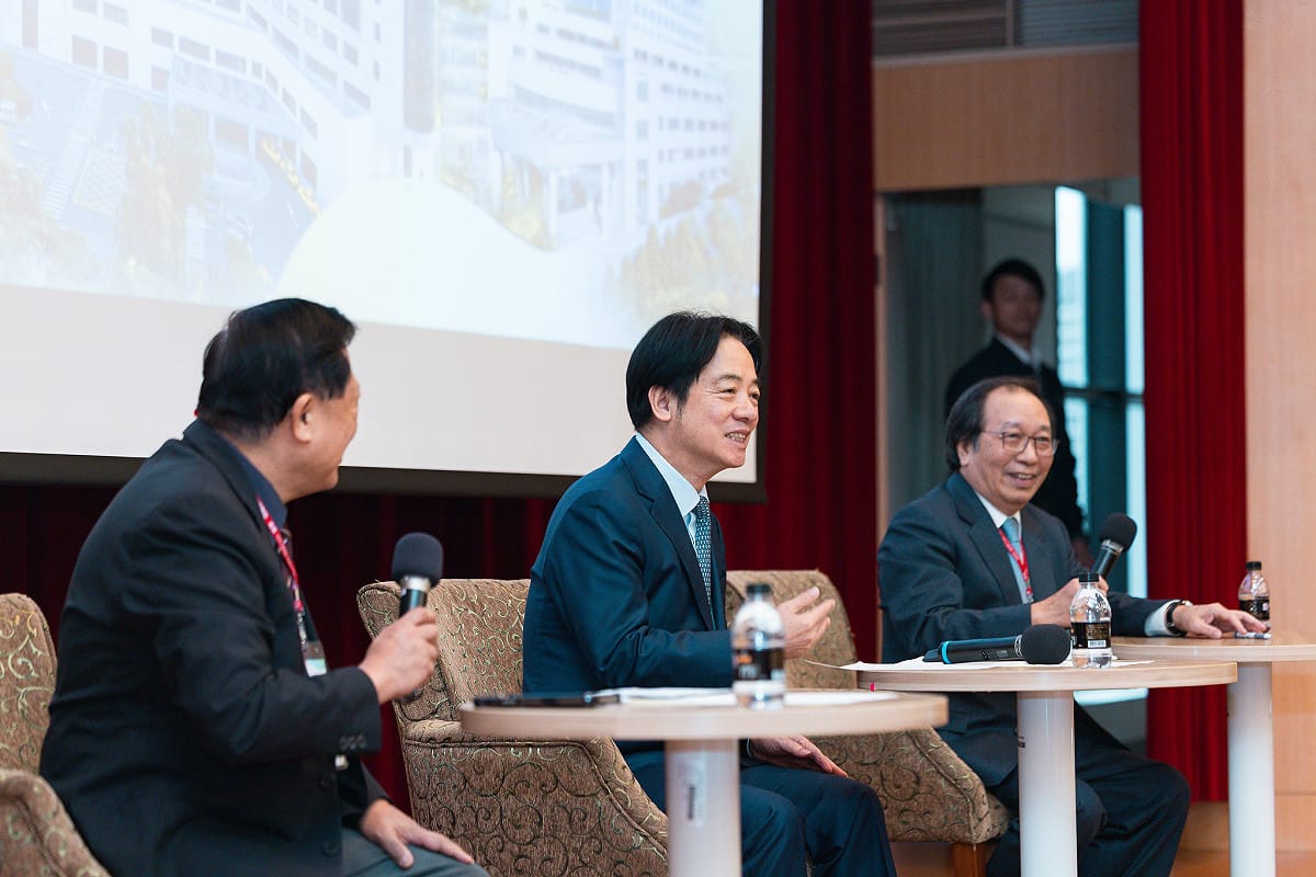 總統賴清德今（13）日下午出席「振興醫院2025健康台灣深耕論壇」。 圖：總統府提供