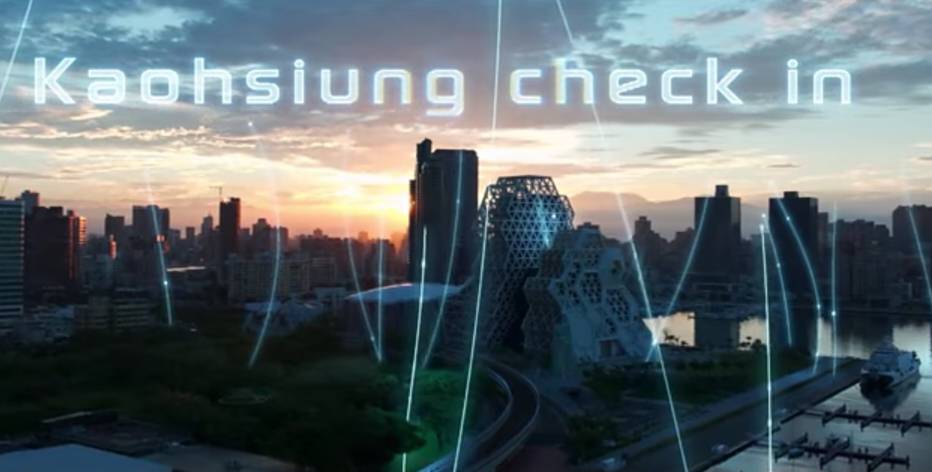 高雄城市形象短片以「Check in」高雄作為開場。 圖：高雄市新聞局/提供