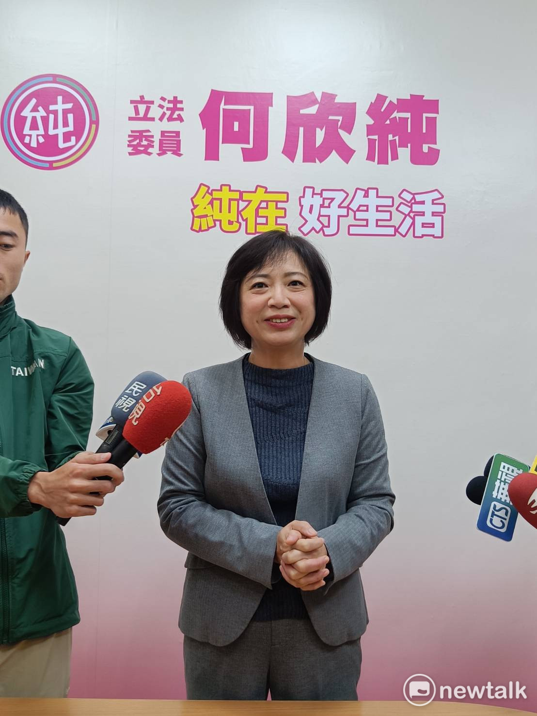 已獲提名的民進黨立委何欣純今（15）日表示，應該是國民黨內有人逼江啟臣要辭去副院長，才會拖到這麼晚才宣布。 圖：唐復年/攝