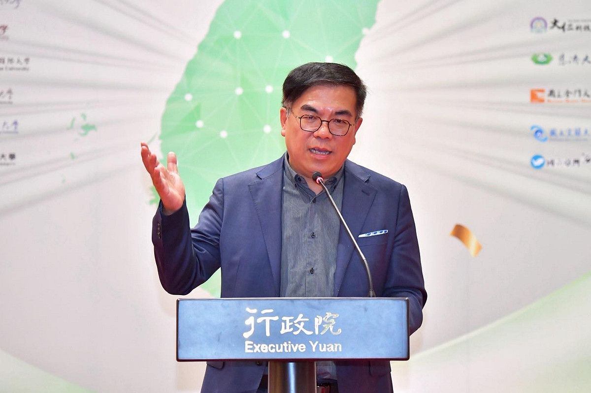 國內水泥業者將自國外進口水泥，環境部將要求查驗進口水泥的認證機構，確保符合台灣規範。 圖：取自彭啓明臉書(資料照)