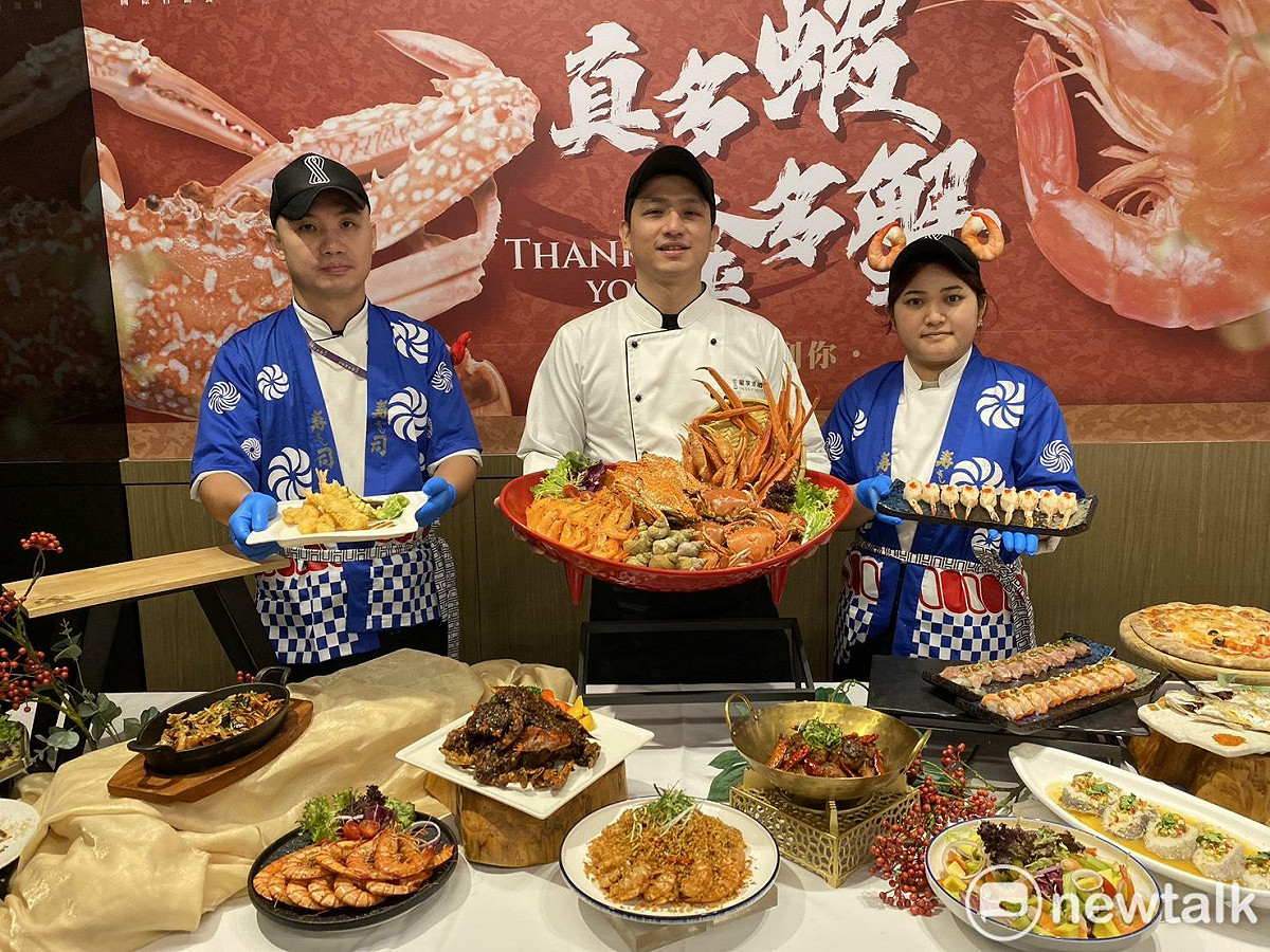 星饗道國際自助餐在歲末年終推出冬季海味企劃「真多蝦、金多蟹 — 感謝有你饗到你」，以最受歡迎的蝦、蟹為核心。 圖：唐復年/攝