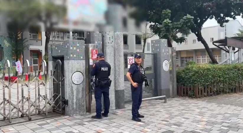 警方加強校園安全，提升校園周邊巡邏密度 圖：屏東警分局提供