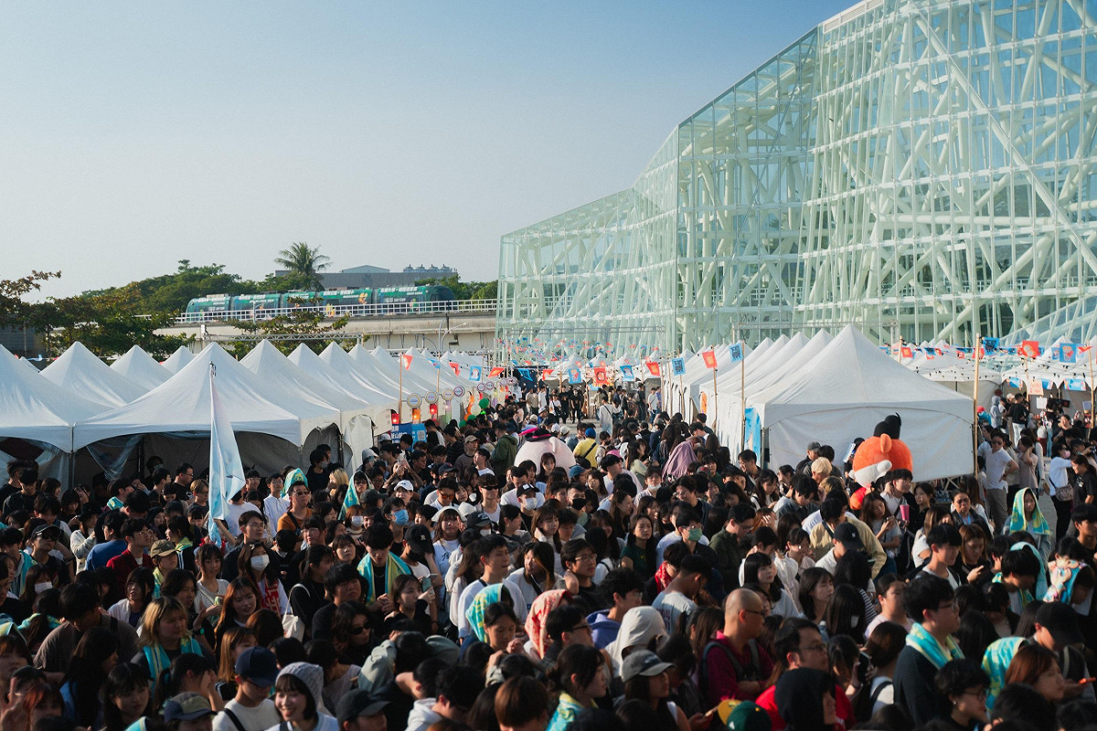 《2025 下酒祭》在高流海風廣場熱鬧登場。 圖：高雄流行音樂中心/提供