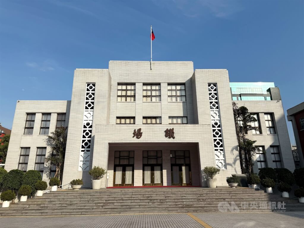 立法院公聽會 學者：助理費不能變民代薪資