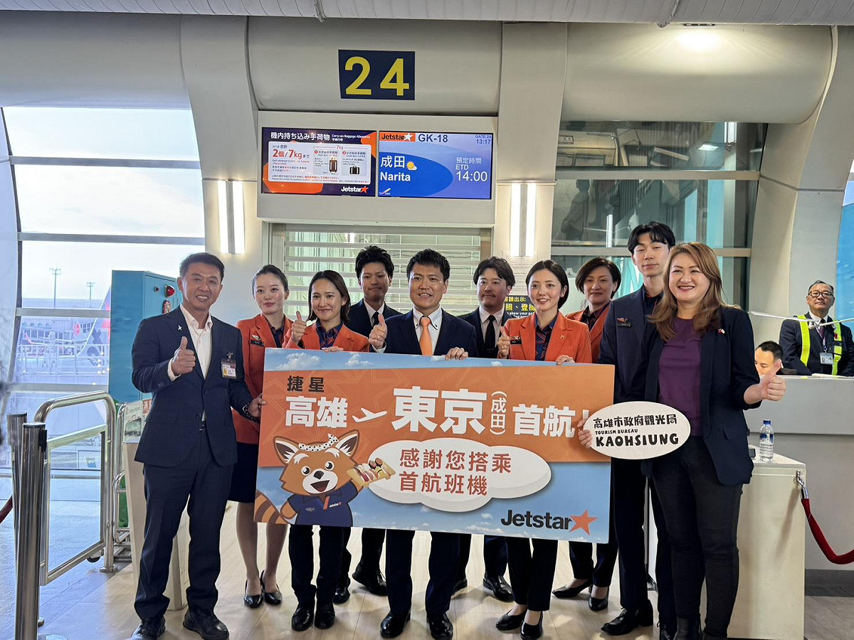 各界見證捷星日本航空「高雄-成田」航線正式啟航。 圖：許智傑競選總部/提供