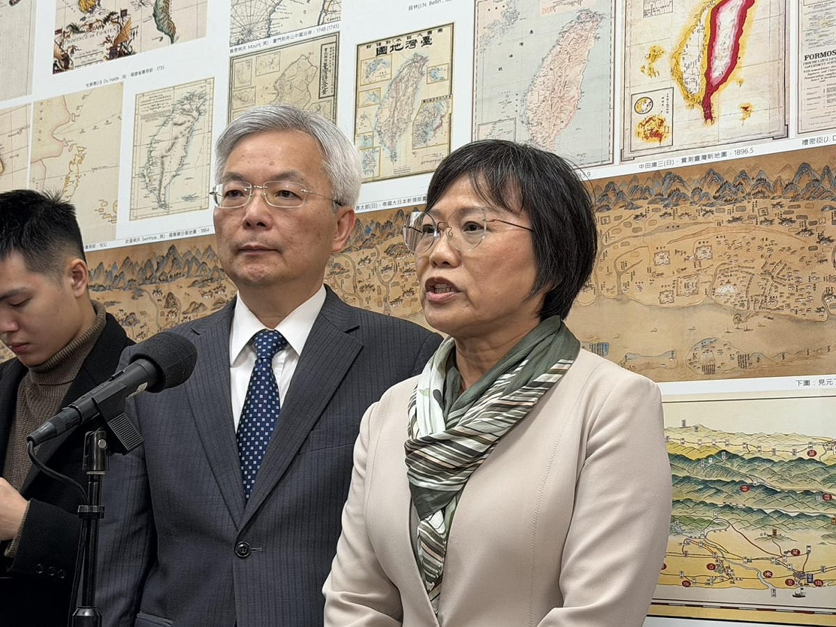 內政部長劉世芳、警政署長張榮興今日針對北捷隨機傷人案專報前，接受媒體聯訪。 圖：金大鈞/攝
