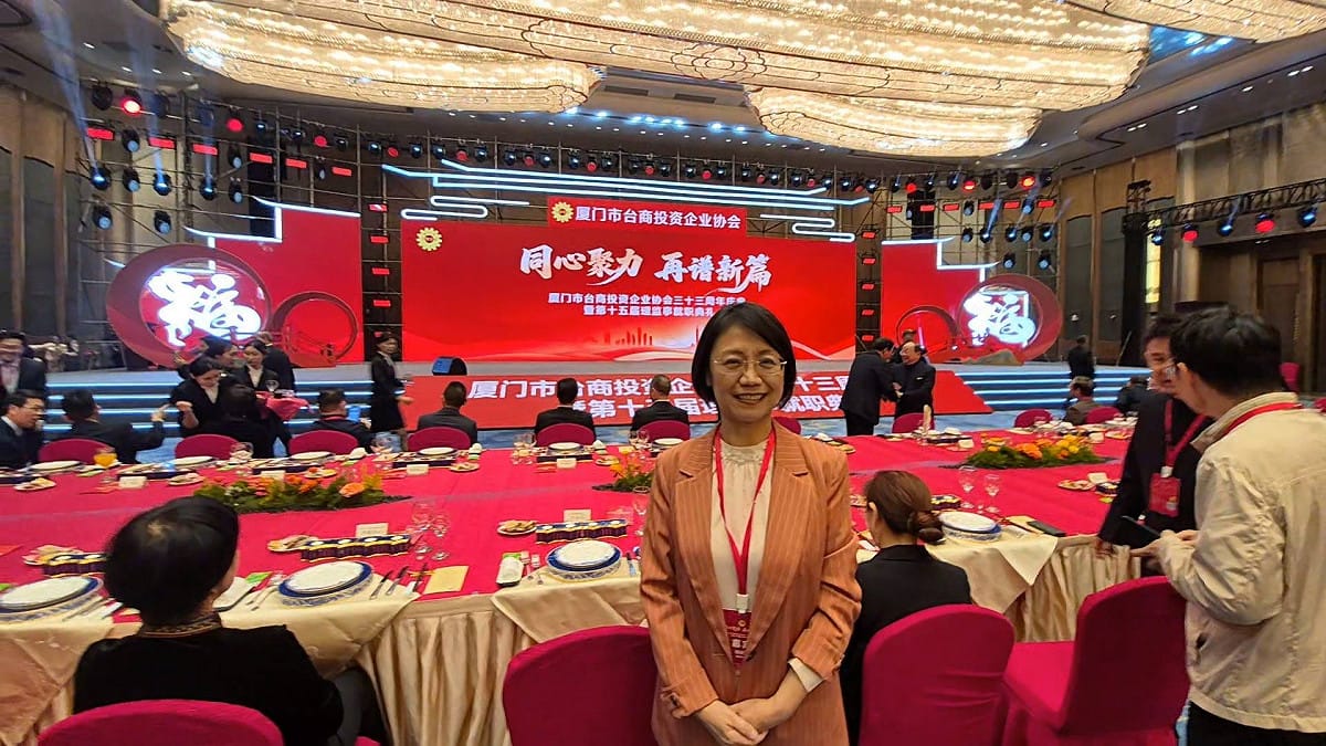 國民黨立委翁曉玲在內多位藍委赴中參加「廈門市台商協會成立33年」，傳國台辦要求軍購案、國安法案不能在這會期通過。 圖：翻攝翁曉玲臉書（資料照）