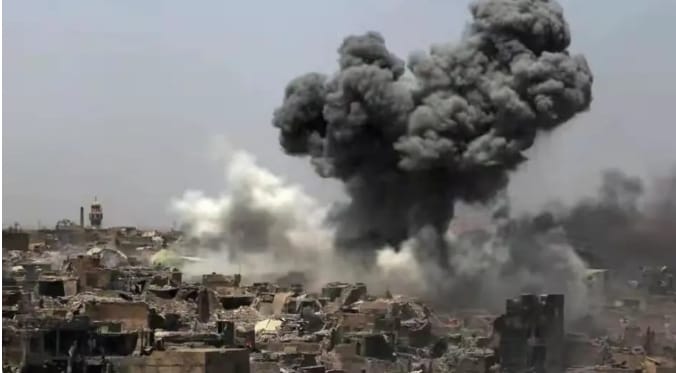 美軍轟炸敘利亞ISIS。 圖：翻攝自 沉浮歐羅巴