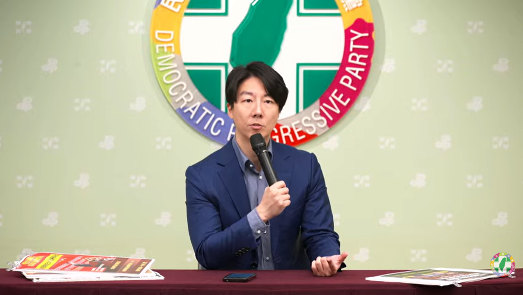 民進黨發言人吳崢。 圖：擷自直播畫面