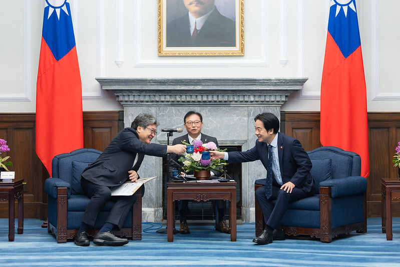 賴清德總統今（22）日接見日本自民黨幹事長代行萩生田光一眾議員乙行，感謝高市早苗首相上任以來，持續表達對台日友誼的支持，展現其對台海和平穩定的重視。 圖：總統府提供