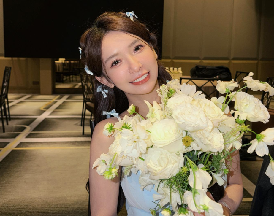 禾羽幸運接到捧花。 圖：翻攝自禾羽IG
