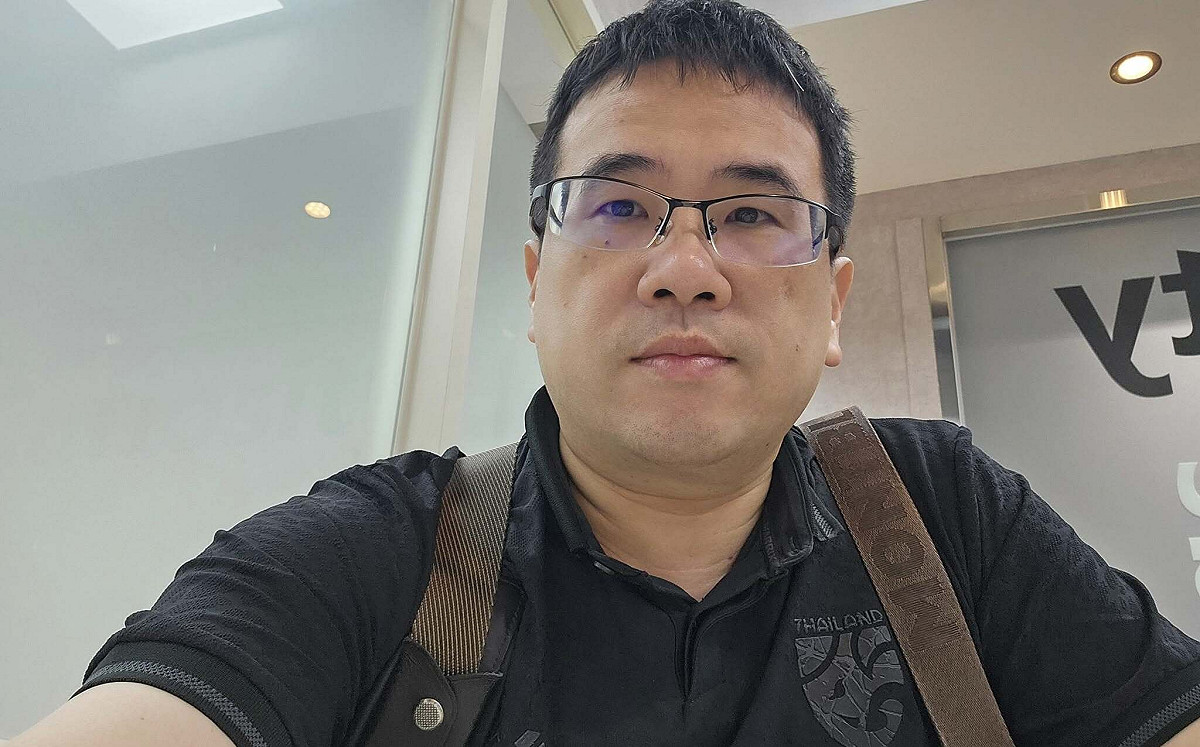 警所長哽咽「不是殉職才值得尊敬」石明謹：裝備不全就不該去現場 去了沒用又危險
